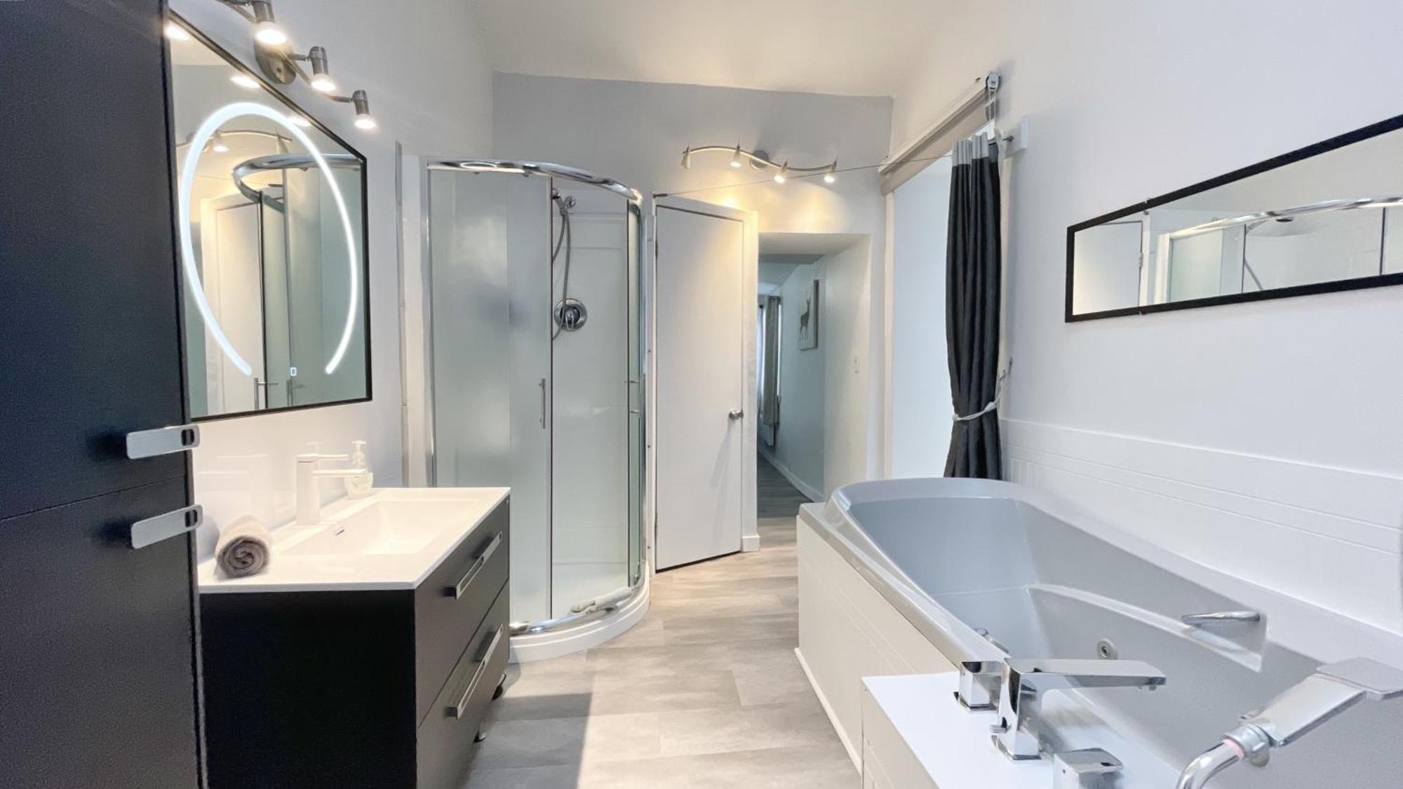Quebec Grand Appartement by Hébergements DCL Extérieur photo